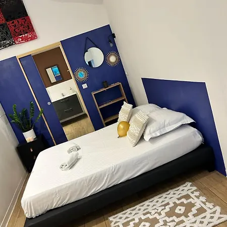 Cosy, Grand Privatif Et Parking Privee Centre Menton